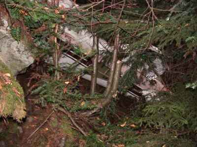 34448_200.jpg (69006 bytes)