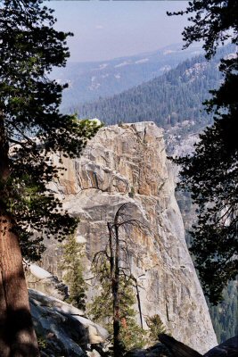 Sierra02-0610.jpg (27081 bytes)