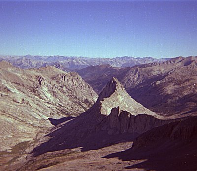 s77-2-10.jpg (35205 bytes)