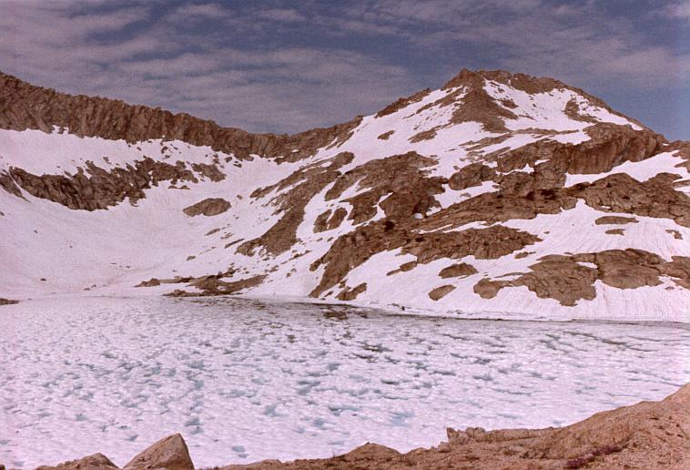 s83-06.jpg (82537 bytes)