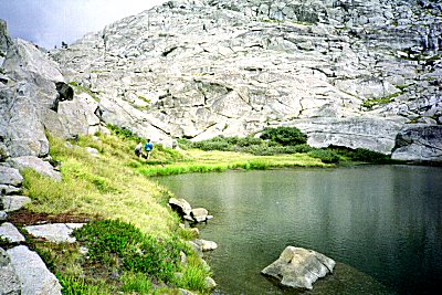 s92-4-04.jpg (51645 bytes)