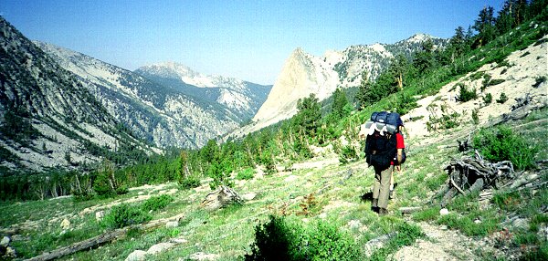 Gardiner Pass Trail past Charlotte Lake